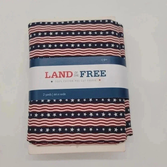 New Land of the Free 100% Cotton Pre-Cut Fabric Blue Red Stars Patriotic USA 2YD - Picture 1 of 8